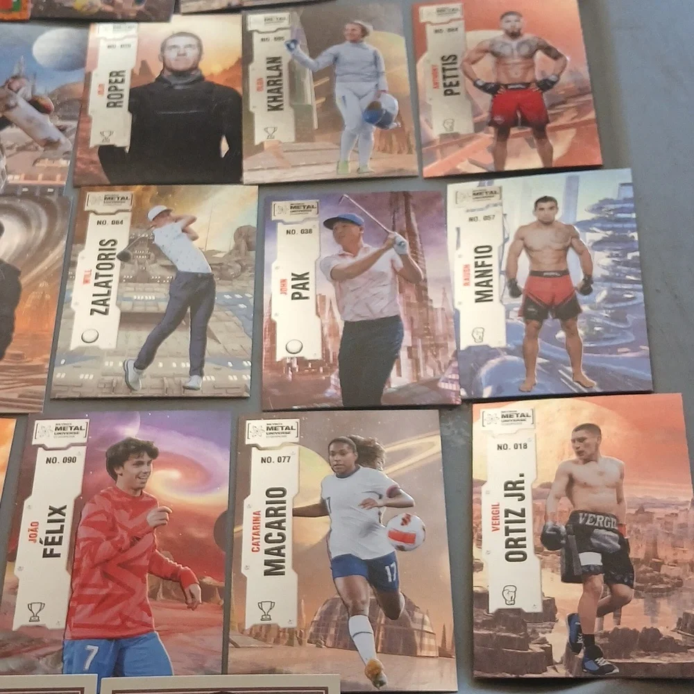 Assorted Sports Trading Cards Collection - Picture 2 of 12